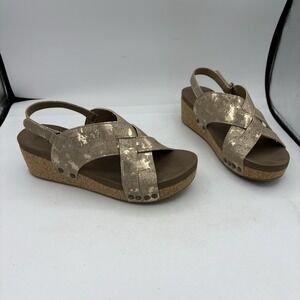 Corky's Sandals Womens Size 9 Wow Wedge Taupe Gold Color Metallic Slingback Plat